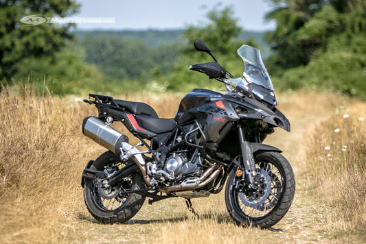 Benelli TRK 502 : Quel est le meilleur support de téléphone ?