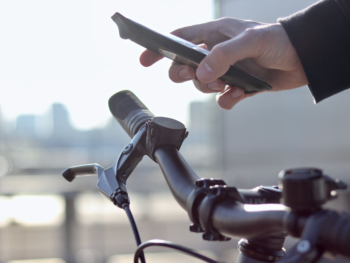 Supporto per telefono per bici