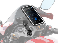 Support téléphone demi-guidon BOOST installé sur moto, inclinaison ajustable pour un angle de vue optimal.